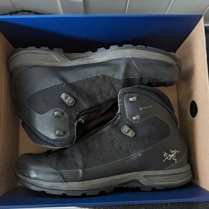 Arc'teryx Acrux Gore-tex